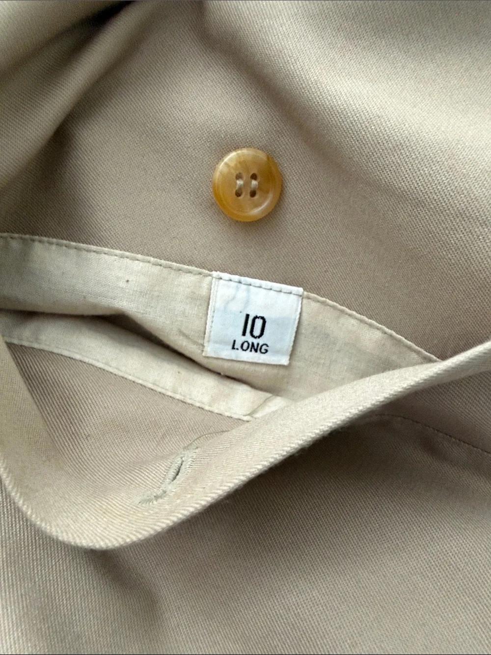 Burberry woman’s khaki Double-Breasted Trench Coat with Belt  and tartan lining - Picture 10 of 10
